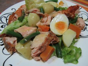 salmon-nicoise-salad