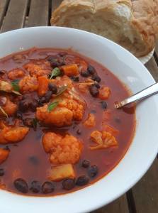 cauliflower and black beab soup